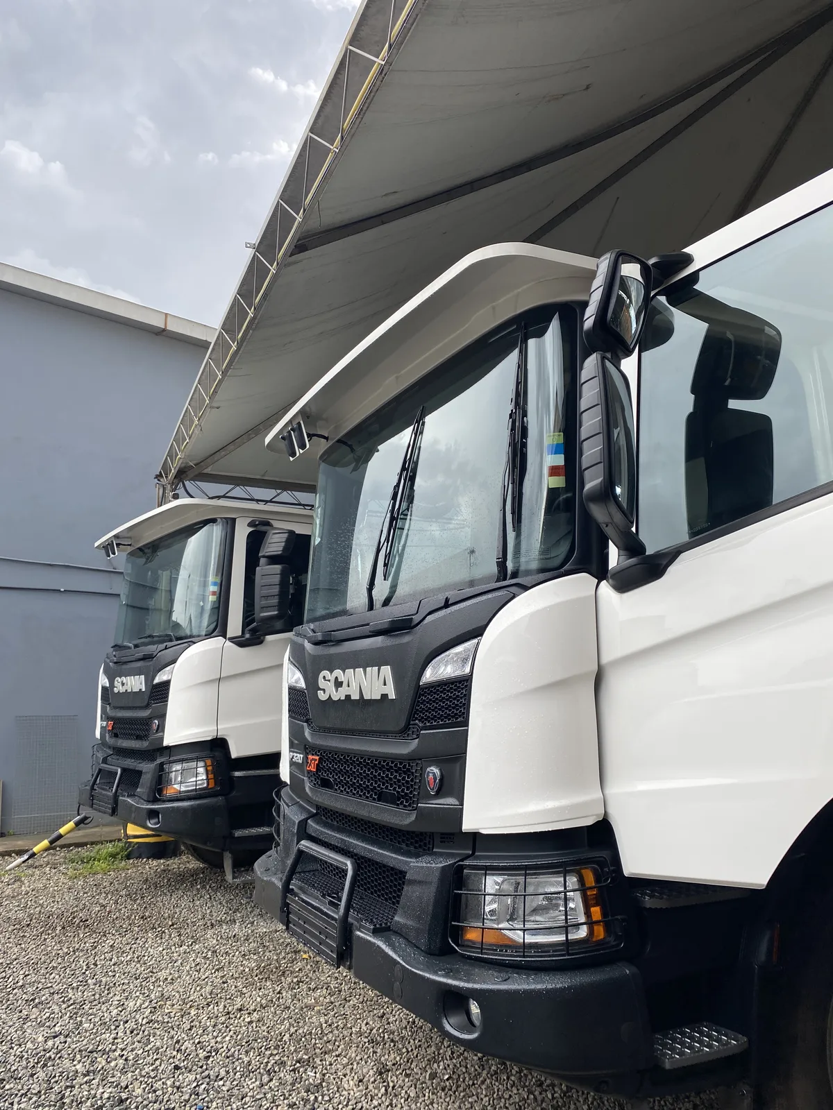 ROPS/FOPS caminhão — frota Scania